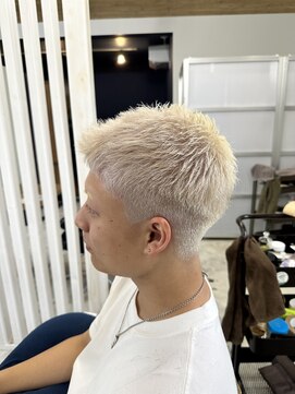 ヘアーサロン ヴィアルス 松原店(hair salon VIARS) ホワイトブロンド