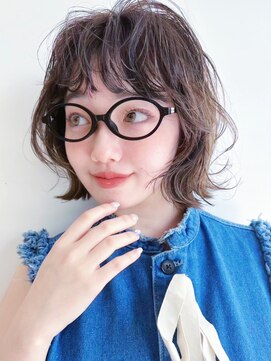 フィーリーカラー 大阪梅田店(feery color) ベージュインナーカラーショートボブレイヤーミディアム前髪