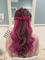 ホワイト 東京新宿店(White) スピードヘアセット7番 ハーフアップスタイル