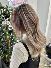 ネイビー(Navy) 暖色系バレイヤージュ