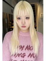 ジーナ(XENA) 顔まわりレイヤースタイル 小顔