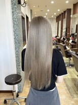 ブランシェ神領店&nbsp;ブリーチカラー　シルバーベージュ