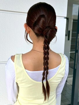 セプト 天神大名(SEPT.) お呼ばれへア ヘアセット 三つ編み ヘアアレンジ 20代