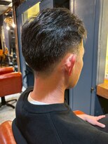 アットザコーナー(at the corner) アップバング ツーブロック 刈り上げ ビジネスカット 20代