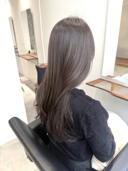 キニ(KINI)の写真/ダメージを重ねない、ヘアカラーでも艶髪叶えます