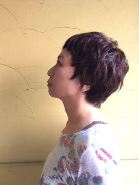 バグ 恵比寿(Bug) クセ毛を活かした大人の可愛いショートスタイル