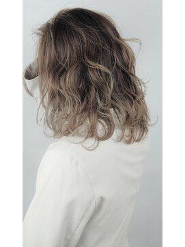 アレンヘアー 名古屋店(ALLEN hair) ハイライトバレイヤージュ　１