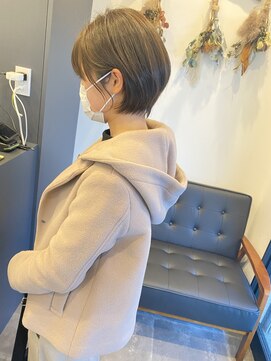 ミイロ(miiro) 大人ショートボブ