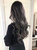 レイア(Leia) グレージュロング