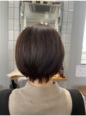 ショートボブ