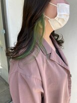 アヴァンス ジェイアール和歌山店(AVANCE.) インナーカラー×グリーン×こなれヘア