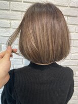 ネウィ 池袋(newi) 重めボブ