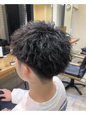アップバングツイストショート 束感スキンフェード 刈り上げ
