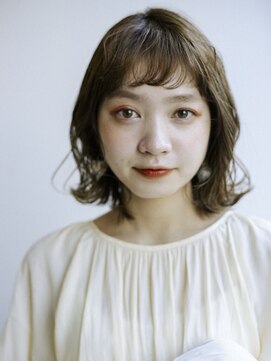 シータ 坂戸北口店(THETA) 華やかに彩るゆるウェーブ