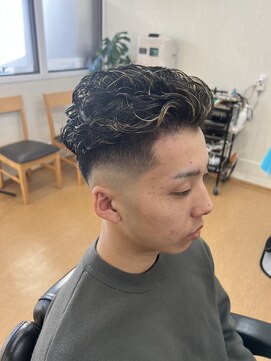 フライ(Fly) スキンフェード×リバースパーマ