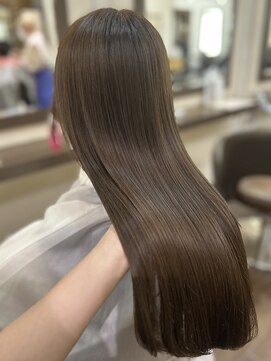 ヘアーアンドメイク ビス(HAIR&MAKE bis) ブリーチなしで!柔らかオリーブベージュ【立川/沙久楽】