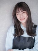小顔見え輪郭カットx透け感ハイライト&ダークアッシュ