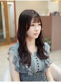 くびれヘア×ロングローレイヤー×ぱっつん前髪