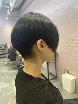 ハンサムショート×ブルージュ【西武新宿駅】【駅近徒歩1分】