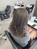 パヌポン(PANUPON)&nbsp;グレージュハイライトバレイヤージュダブルカラーケアブリーチ