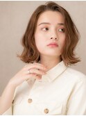 シャンパンベージュ外ハネくびれヘアかきあげボブX越谷20代30代