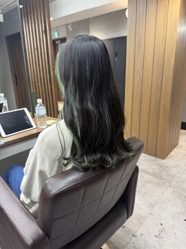 パルタージュ大宮イースト (PaRtage 大宮 East) インナーカラー☆ライムグリーン☆ケアブリーチ☆森下直弥