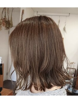 モンシュシュの写真/肌が弱い方にも配慮した徹底ダメージレス◎髪と頭皮をいたわり、毛先まで潤い溢れる「極上のツヤ髪」に♪