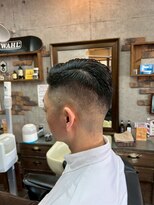 アールズ ヘア(R's hair)&nbsp;MEN’S HAIR/サーフカール/刈り上げセンターパート/印西