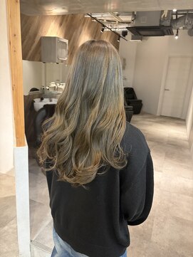 アイリー 名古屋(A/LEE) オリーブカラー/グレージュ