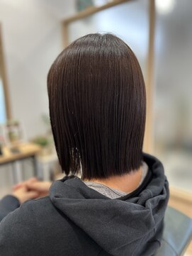 ルーム(room) 大人ぱっつんボブ★ナチュラルカラー