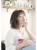 ゆるフワウェーブのミディアムスタイル