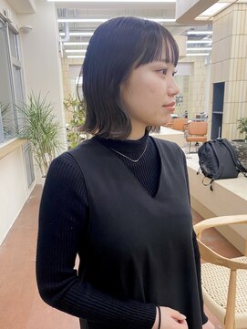 パークレーン アイス イヴェン(park lane ICI yeven) ボブ ブリーチなしカラー グレージュ 切りっぱなしボブ 栄