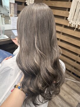 ココテラス(coco terrace) ブリーチカラー/ケアブリーチ/髪質改善/ミルクティーグレージュ