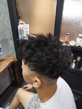 カパリリ(KaPaLiLi) ツイストパーマ