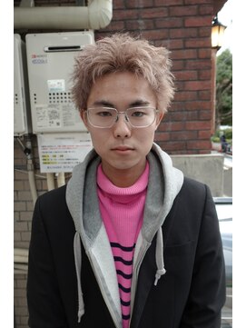 シイ(SIE) くすみベージュ×アクティブショート