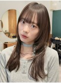 顔周りレイヤーカットくびれヘアミルクティーベージュカラー