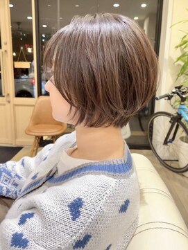 アイ(I.) 【 Ｉ. 】30代からのナチュラル前下がりショートボブ　川口