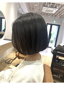 オリバイオハナ(Oli by ohana) ボブスタイル/ボブ/olibyohana