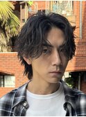 渋谷大人緩めシャドウパーマメンズカットセンターパート30代