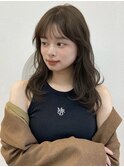 顔周りレイヤーカットロングレイヤーベージュカラー