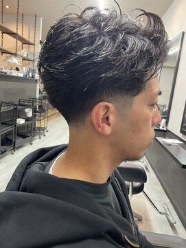 MEN’S HAIR/サーフカール/刈り上げセンター/千葉駅
