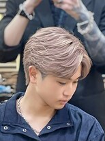レボルトヘアー(R EVOLUT hair) MEN’S HAIR/波巻きツイストスパイラル/リバースセンターパート
