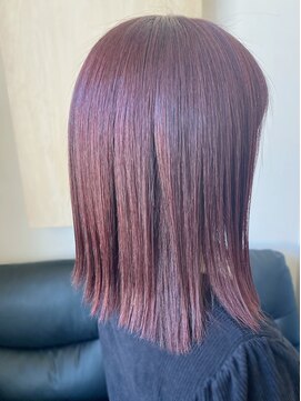 美容室 スパイス(SPICE) ぱっつん長めボブスタイル