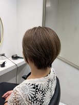 プラス(PLUS) シルエットが綺麗!ショートボブ