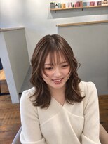 ハクア(HAKUA)&nbsp;透明感アッシュベージュ×姫カットミディアム