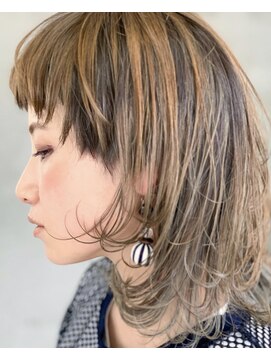 テトヘアー(teto hair) medium［マッシュウルフレイヤーインナーカラー3Dカラーグラデ］