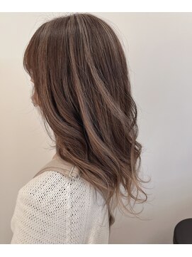 アルドラ(ALUDRA) バレイヤージュ