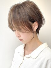 ツキ 横浜西口(tuki) 横浜ショートヘアハンサムショートミルクティーカラー