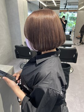 ファイブバイジエクト 堀江(FIVE by The Ect) 大人可愛い20代30代40代ナチュラル前下がりボブグレーベージュ