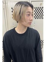 コス(kos)&nbsp;大人かわいい/前下がりボブ/デザインカラー/  ツートンカラー